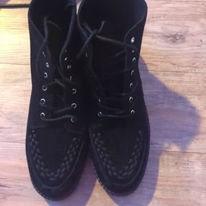 Black Suede 7-Eye Viva Low Boot - US: Men 11 / Women 13 / Black / Microfiber